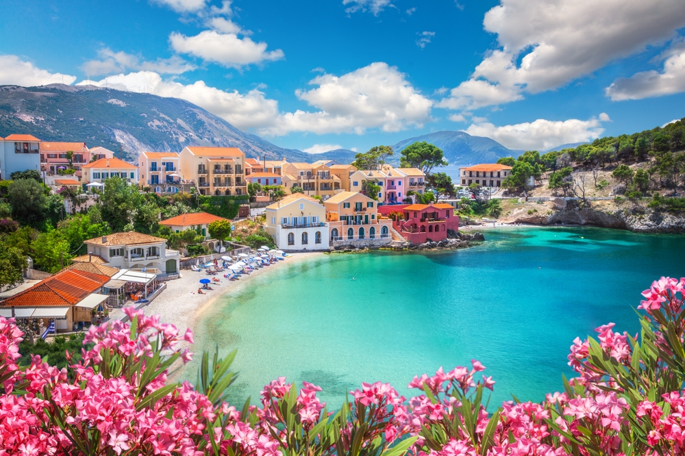 Najpiękniejsze wyspy greckie – gdzie pojechać na urlop? 12 greckie wyspy - Kefalonia
