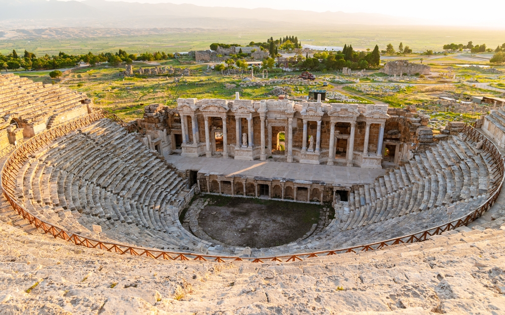 Pamukkale Turcja – co zobaczyć? Praktyczny przewodnik 7 Praktyczne wskazowki jak przygotowac sie do wizyty Blog | Biuro turystyczne TUI
