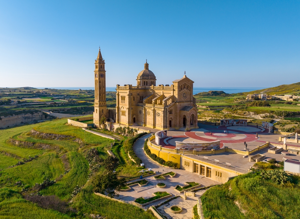 Wyspa Gozo przyciąga miłośników zabytków i przyrody.