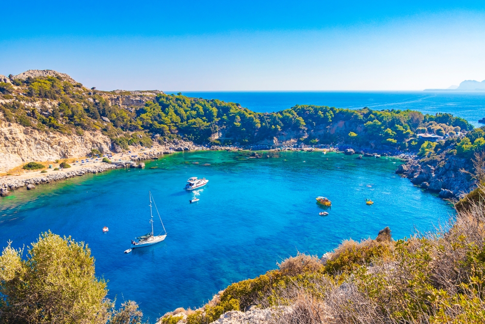 Wakacje z dziećmi na Rodos - odwiedź zatokę Anthony'ego Quinna