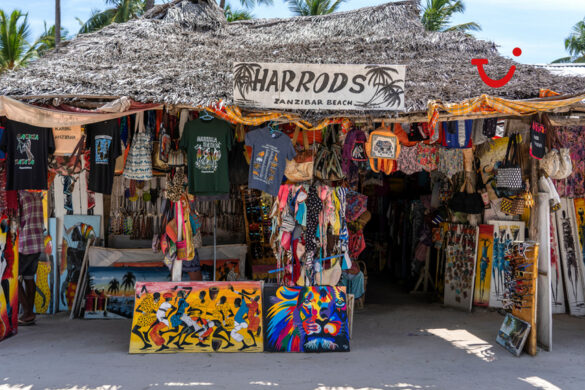 Zanzibar, sklepik z tradycyjnymi pamiątkami wyspy