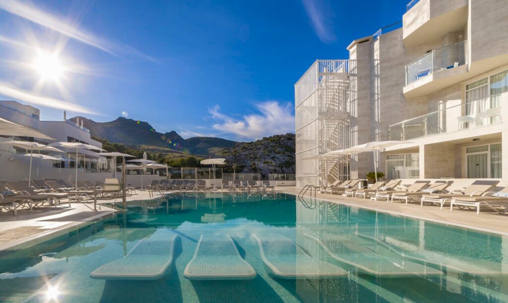 Hotele dla dorosłych na Majorce - sprawdź nasz subiektywny ranking 6 Hotele dla dorosłych na Majorce - Globales Don Pedro