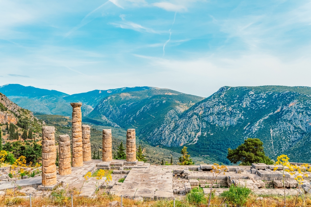 5 miejsc w Grecji, które wyglądają jak z filmu 2 Filmowe miejsca Grecja, Delfy
