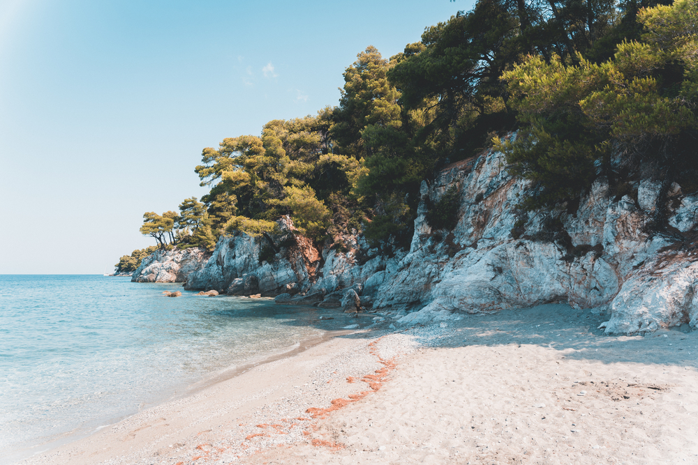 5 miejsc w Grecji, które wyglądają jak z filmu 6 Filmowe miejsca Grecja - Skopelos jest jednym z nich