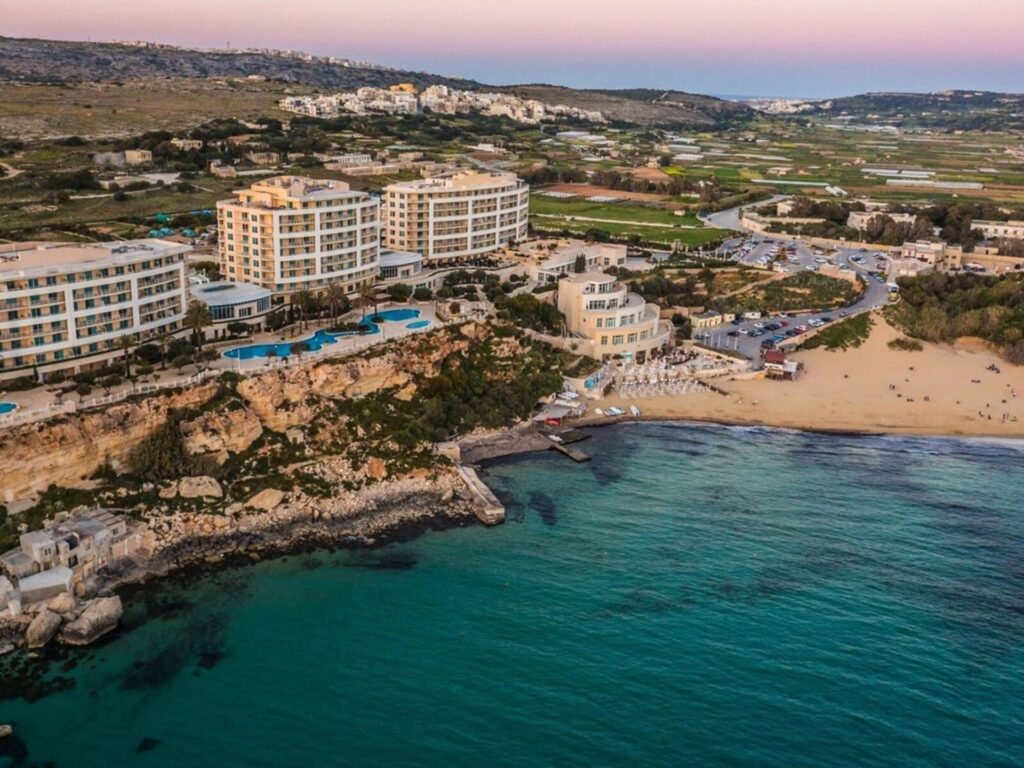 najlepsze hotele na Malcie - Radisson Blu Resort & Spa Golden Sands