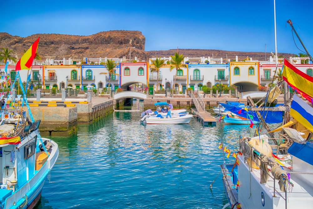 Co poza plażą oferuje Maspalomas? 8 Maspalomas - Puerto de Mogán w pobliżu