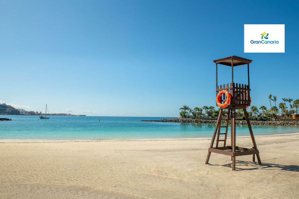 Gran Canaria – 10 powodów, aby spędzić tu najbliższe wakacje 9 Plaża Anfi del Mar na Gran Canarii.