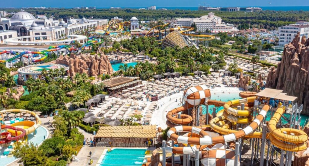 Hotele Rixos w Turcji – polecane obiekty w luksusowym stylu 30 hotele w Turcji - The Land of Legends, Nickelodeon Hotels & Resorts Antalya